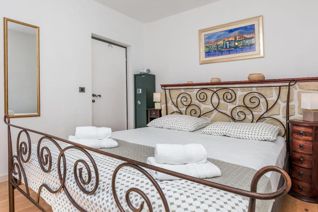 Villa Holiday Home Zvecanje المظهر الخارجي الصورة