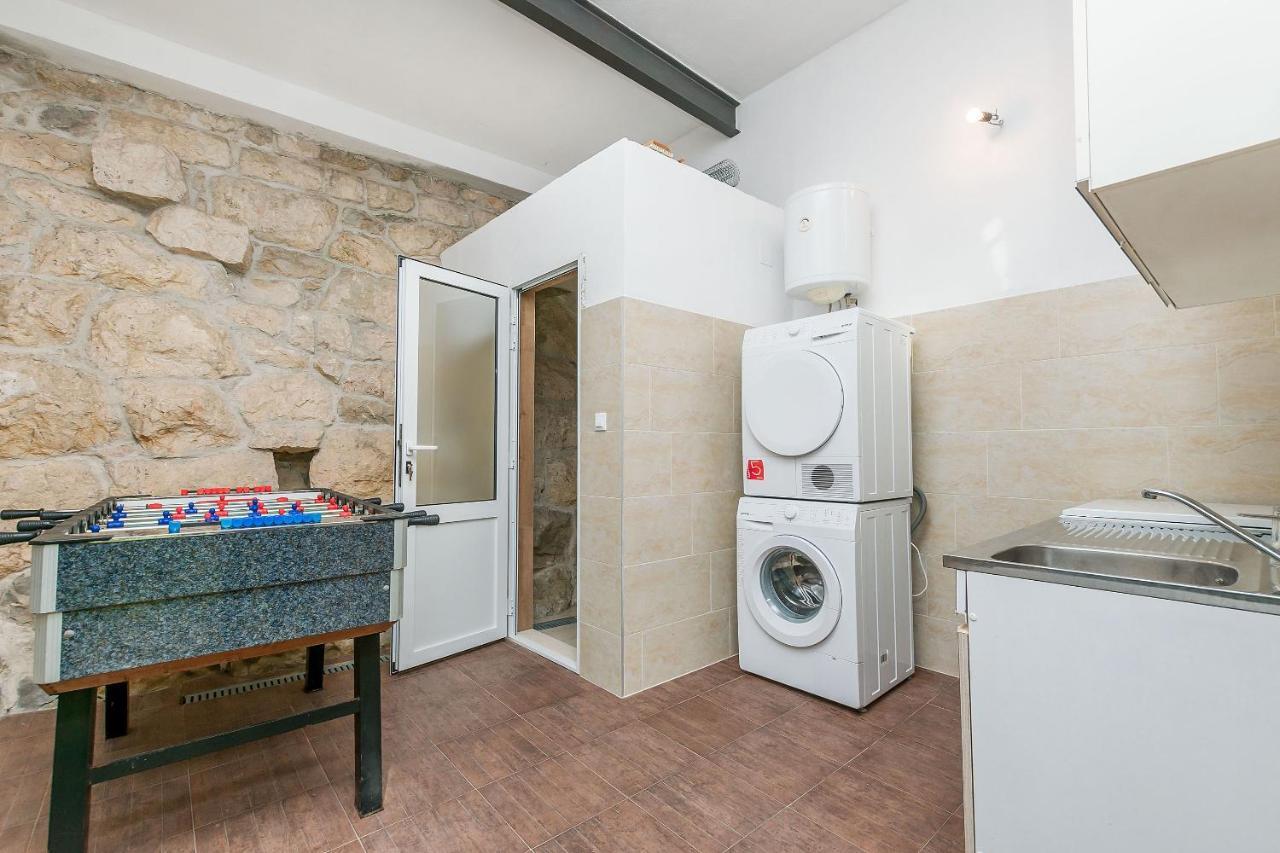 Villa Holiday Home Zvecanje المظهر الخارجي الصورة
